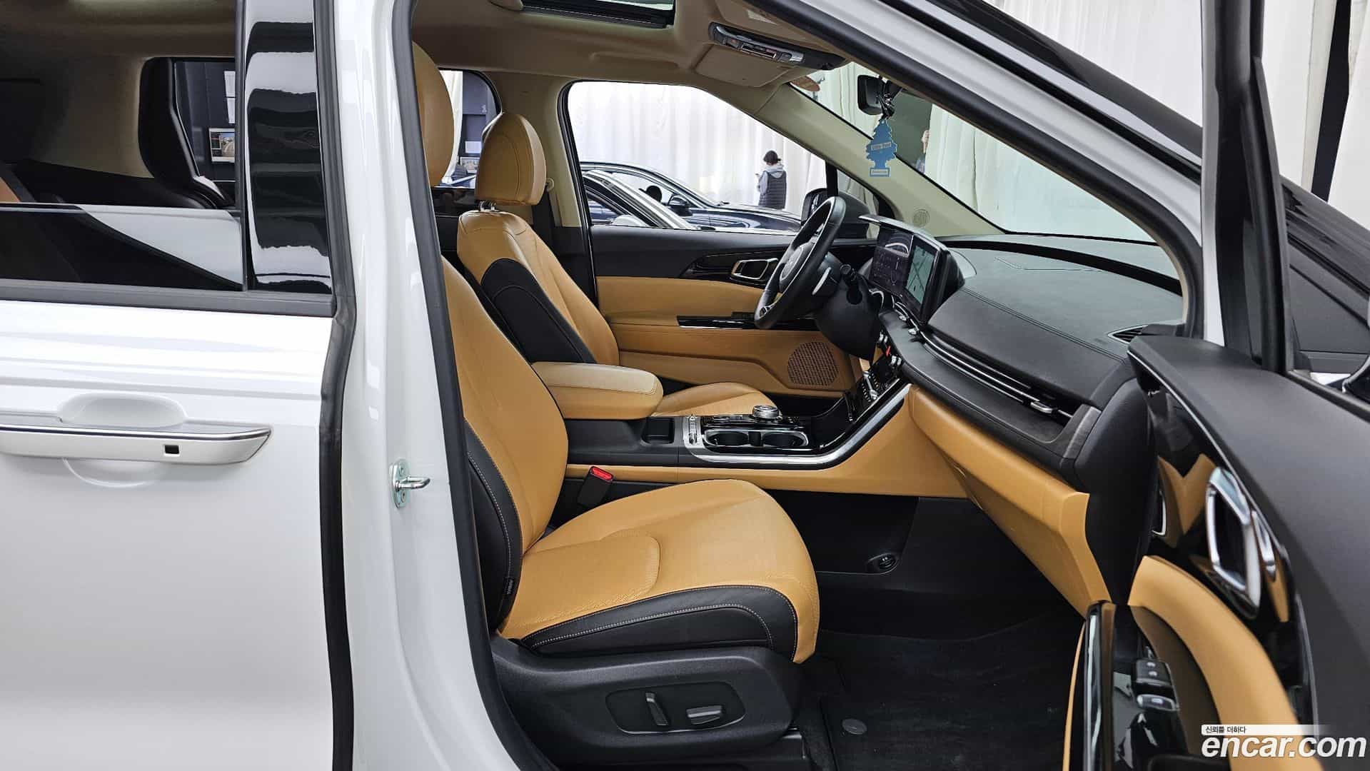 Canival Kia 2023.6-OPTION-015