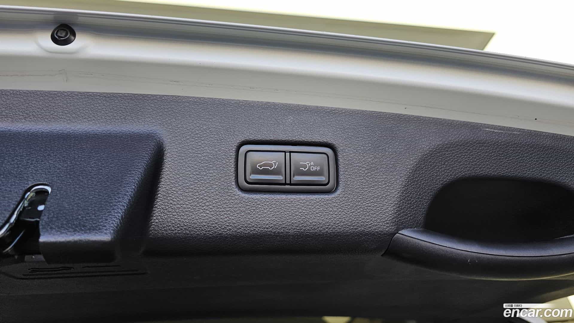 Canival Kia 2023.6-OPTION-046