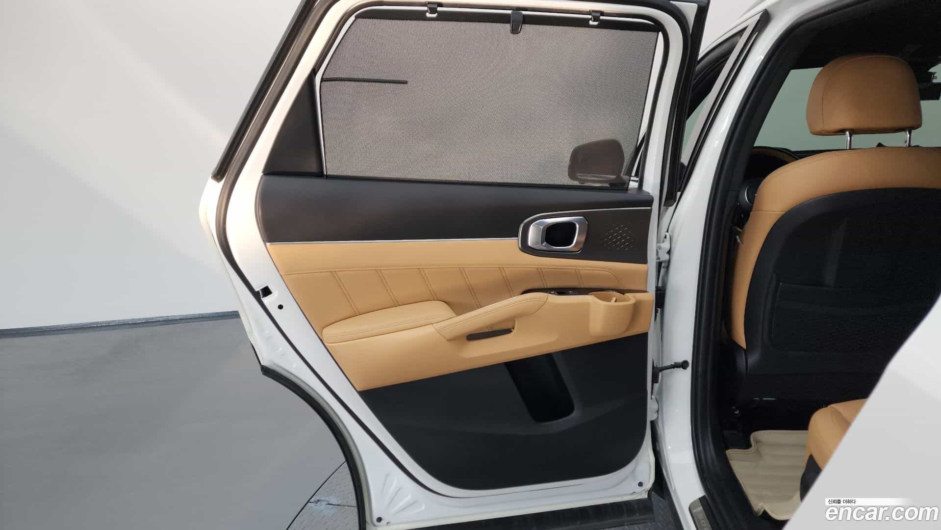 Sorento Kia 2021.4-INNER-035