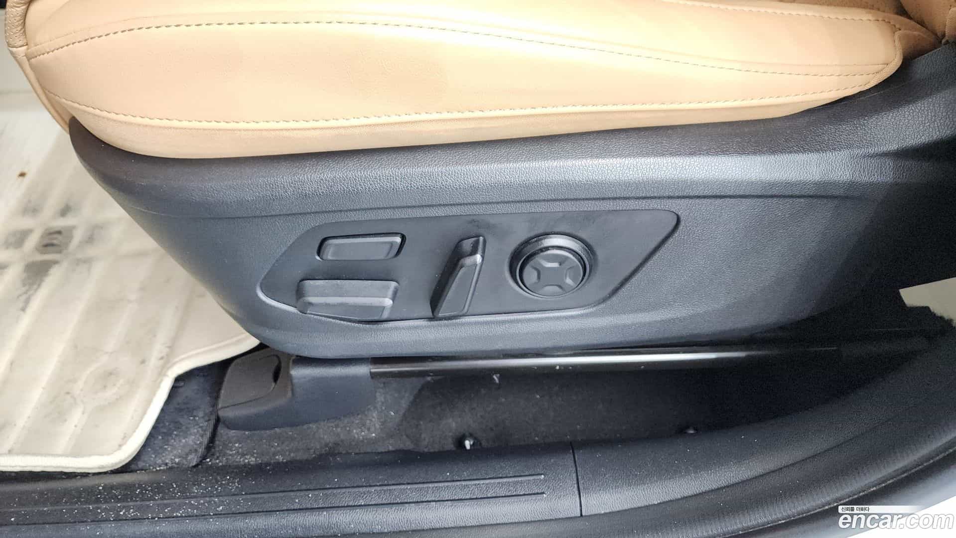 Sorento Kia 2021.4-OPTION-046