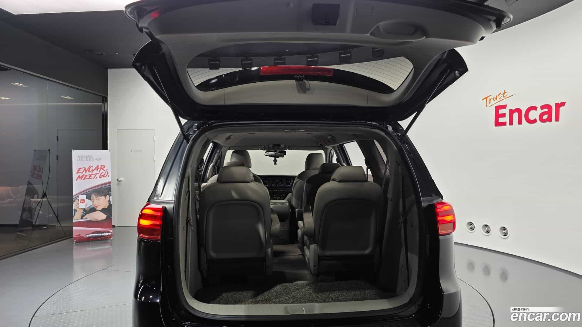 Canival Kia 2019.3-OPTION-024