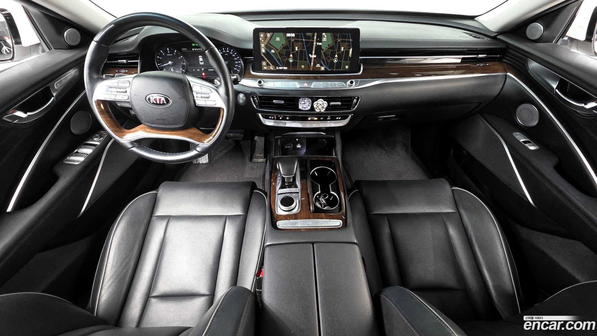 Main__Slider__Photo:K9 Kia 2021.0-6