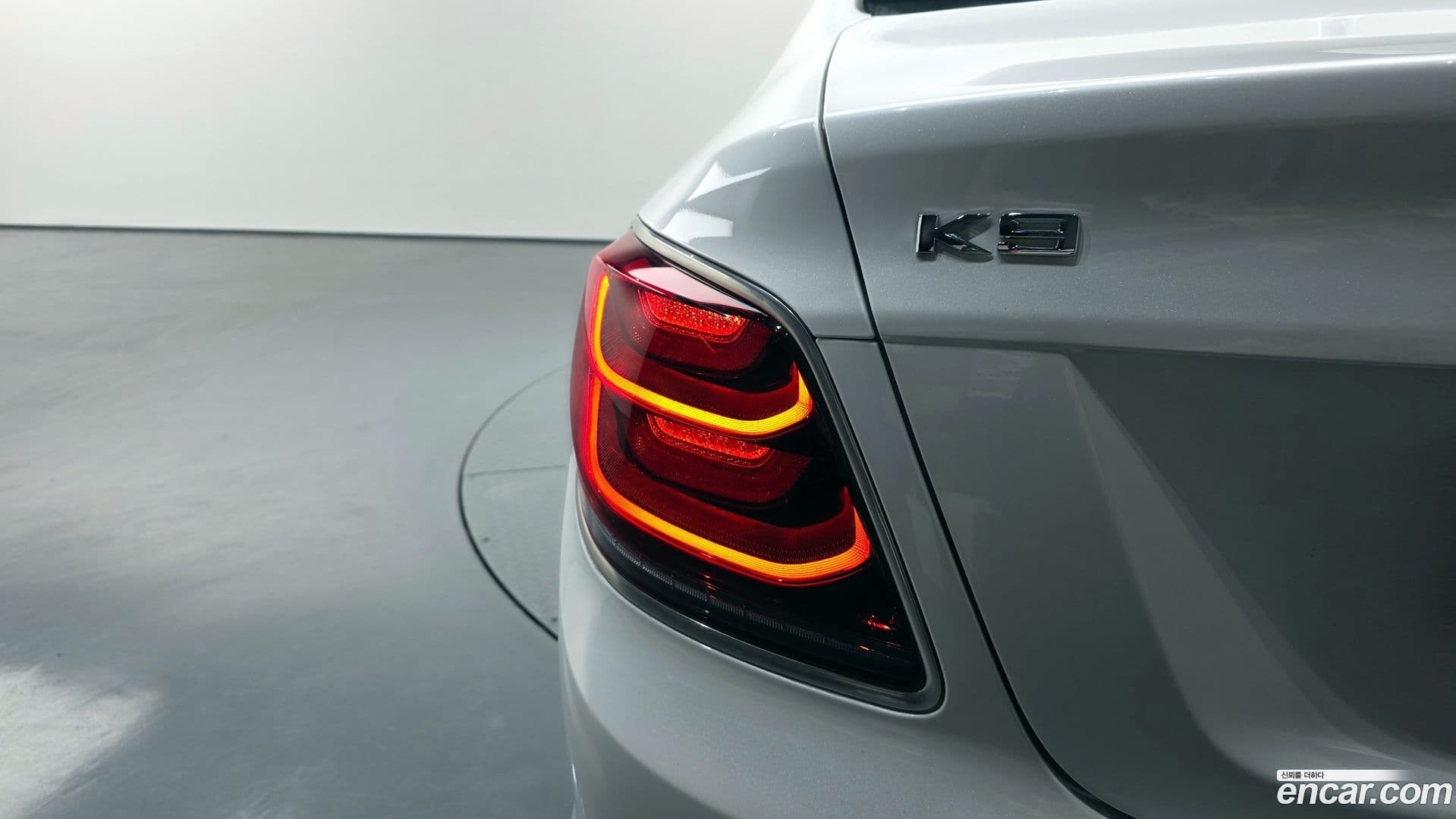 Main__Slider__Photo:K9 Kia 2021.0-22