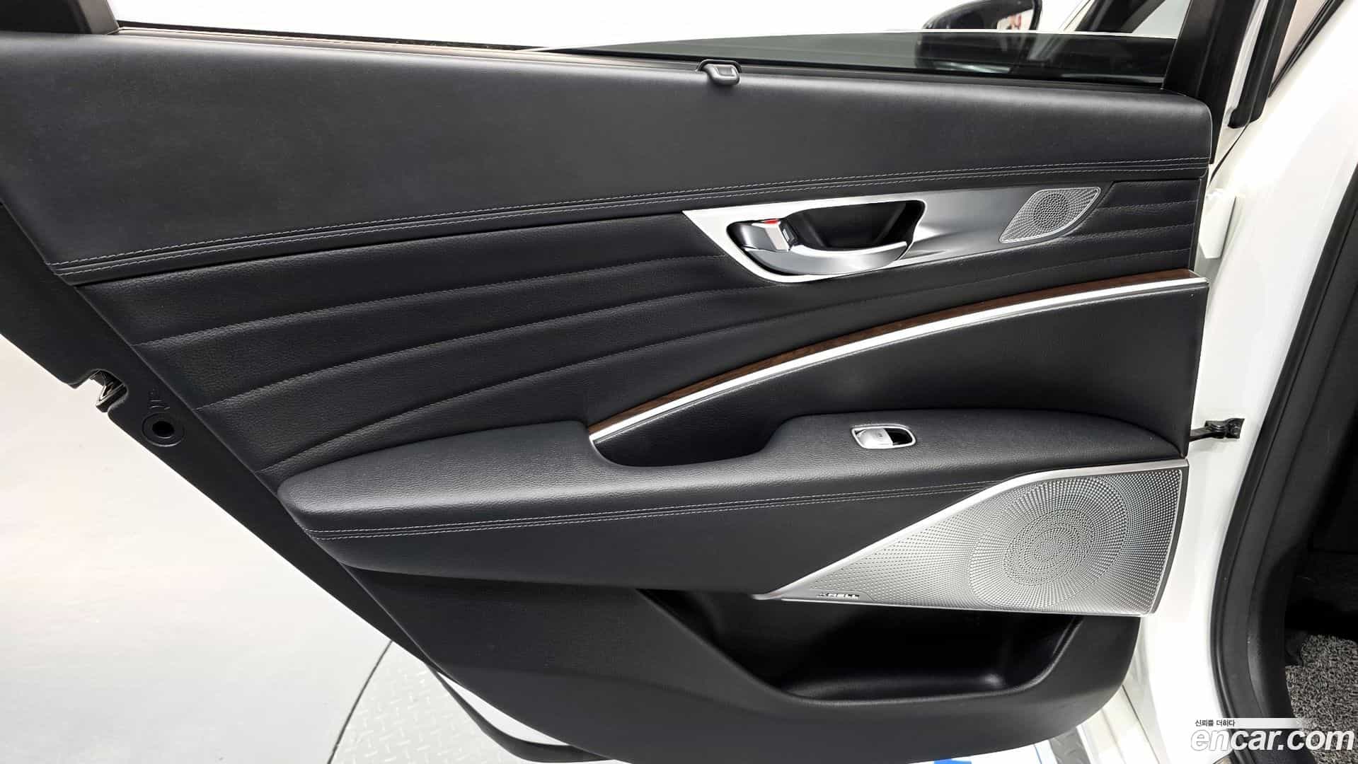 K9 Kia 2021.0-INNER-035