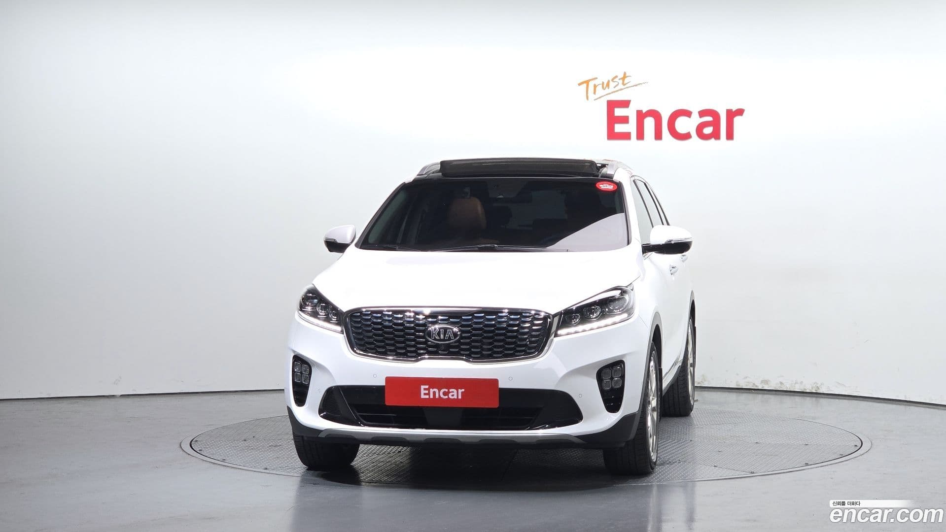 Main__Slider__Photo:Sorento Kia 2018.6-2