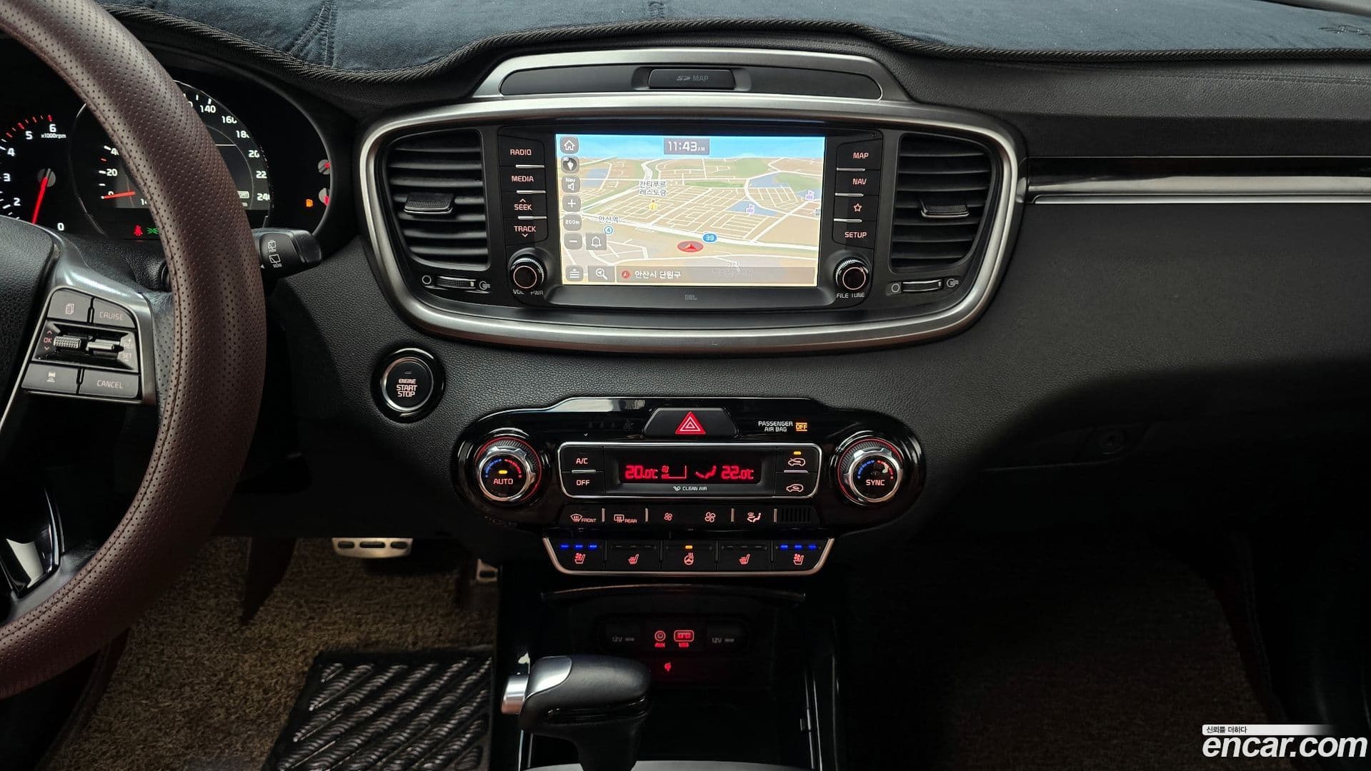 Main__Slider__Photo:Sorento Kia 2018.6-18