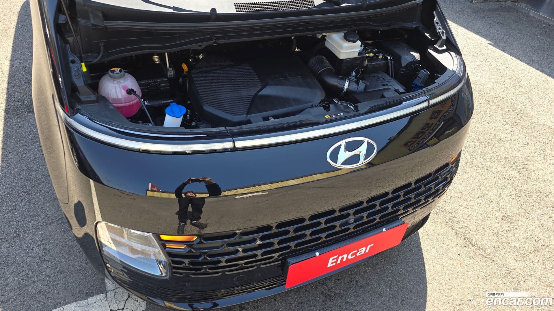 Main__Slider__Photo:Staria Hyundai 2023.3-5