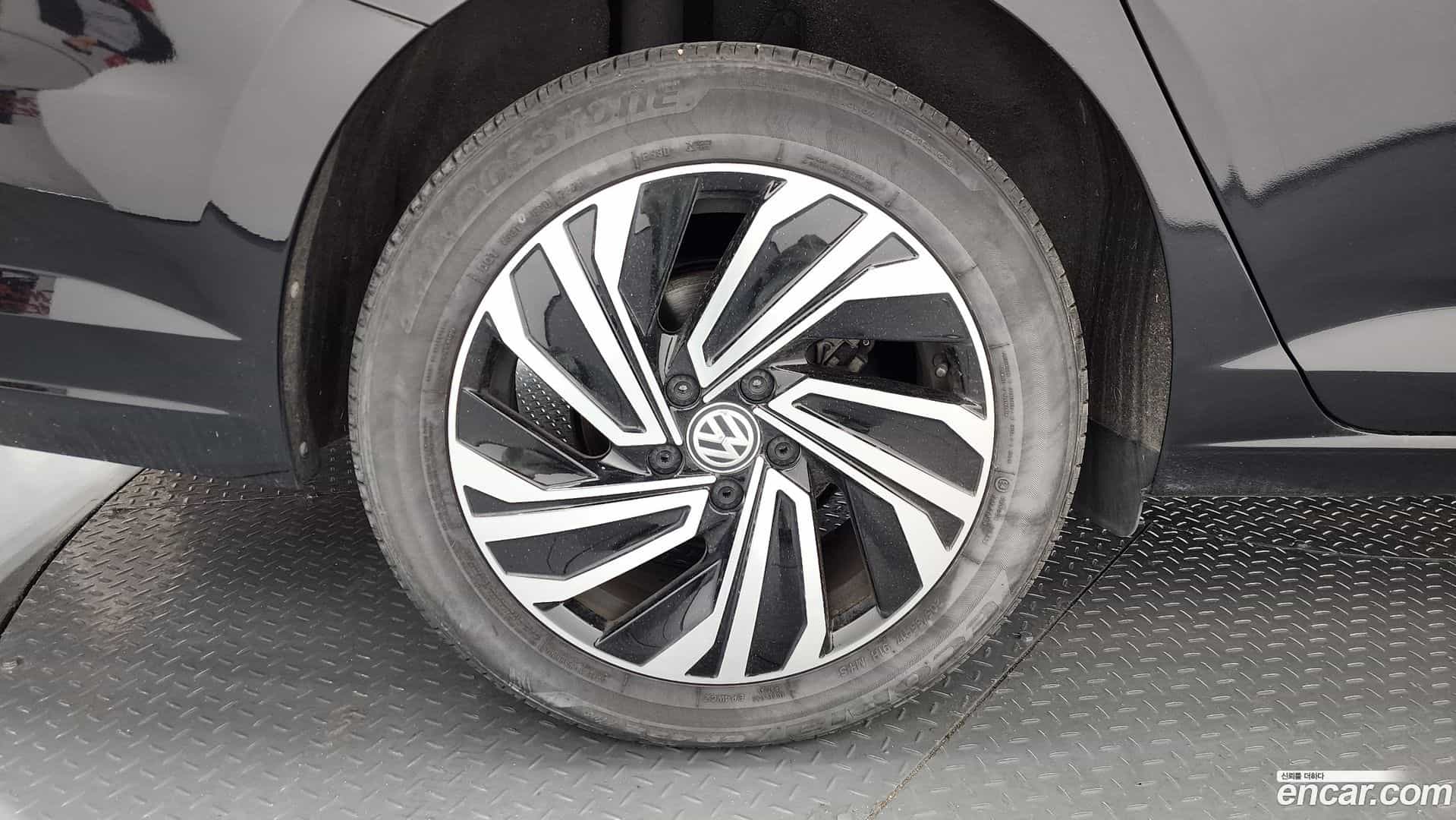 Jetta Volkswagen 2020.10-OUTER-005