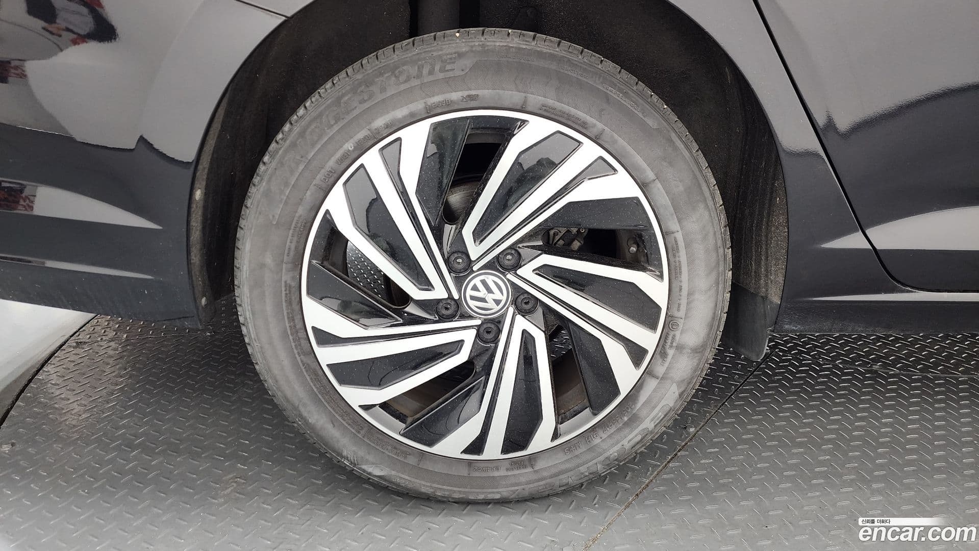 Main__Slider__Photo:Jetta Volkswagen 2020.10-4