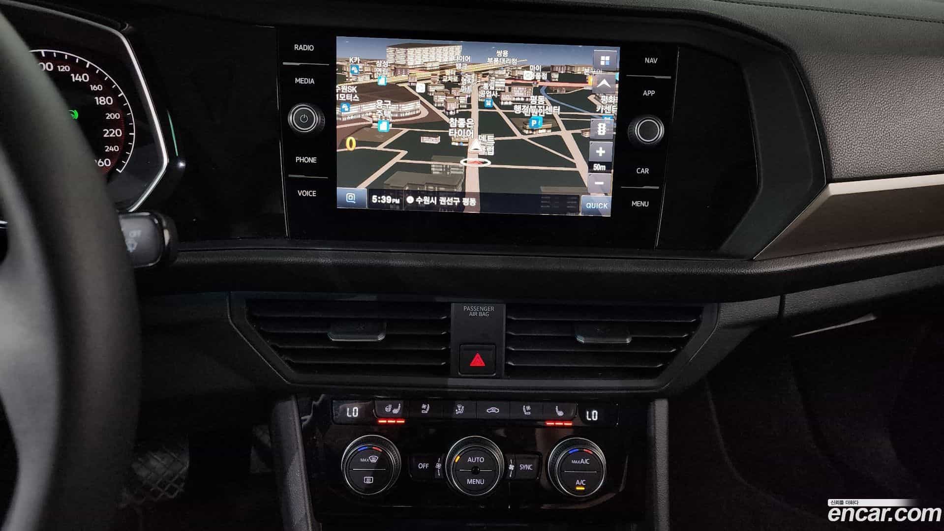 Jetta Volkswagen 2020.10-OPTION-017