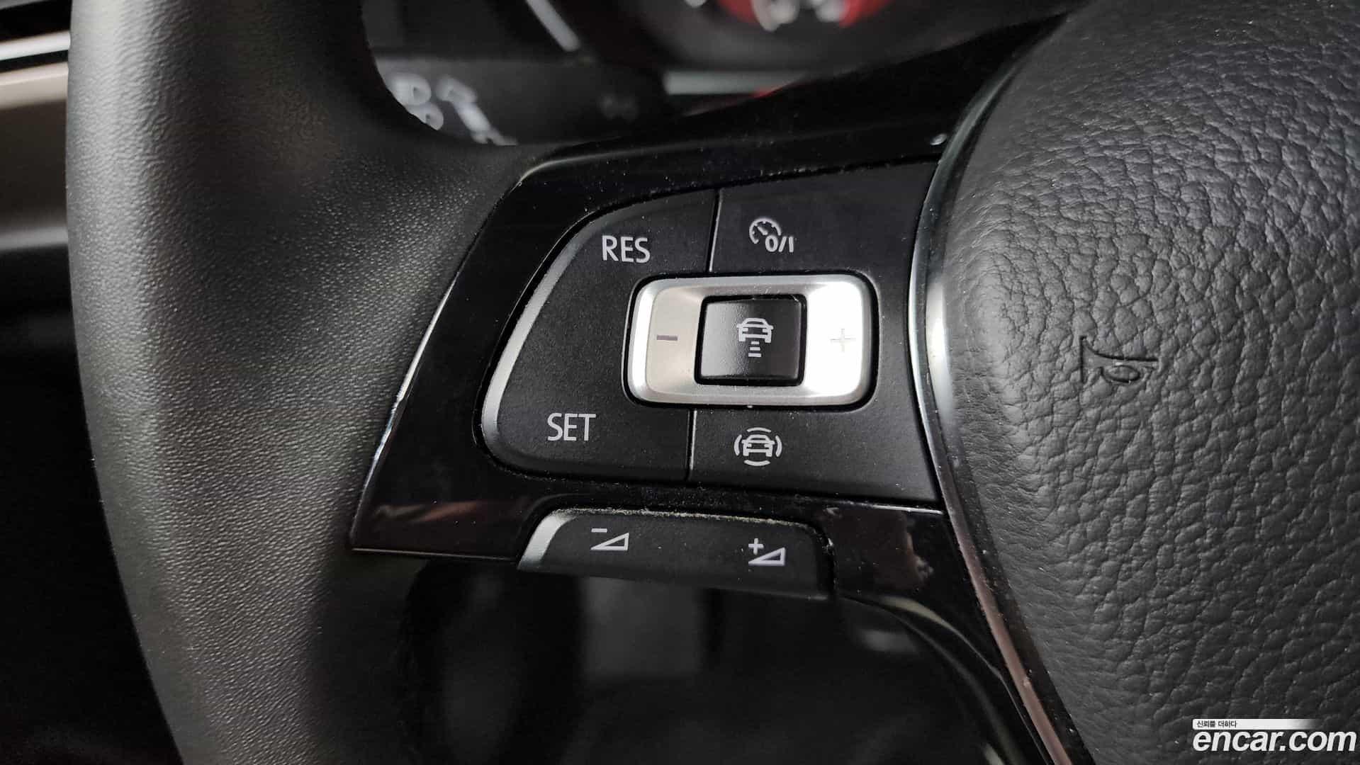 Jetta Volkswagen 2020.10-OPTION-042
