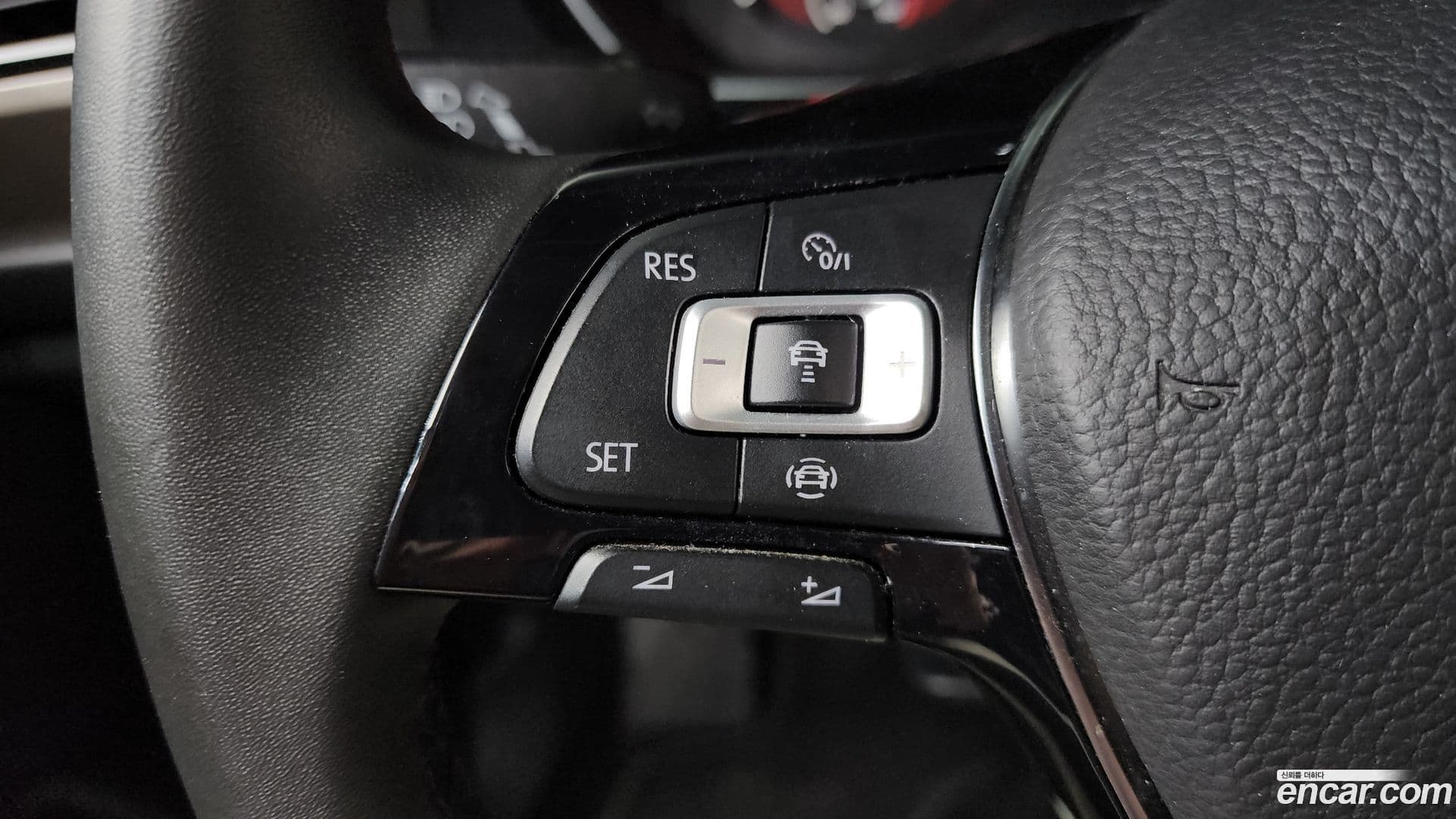 Main__Slider__Photo:Jetta Volkswagen 2020.10-28