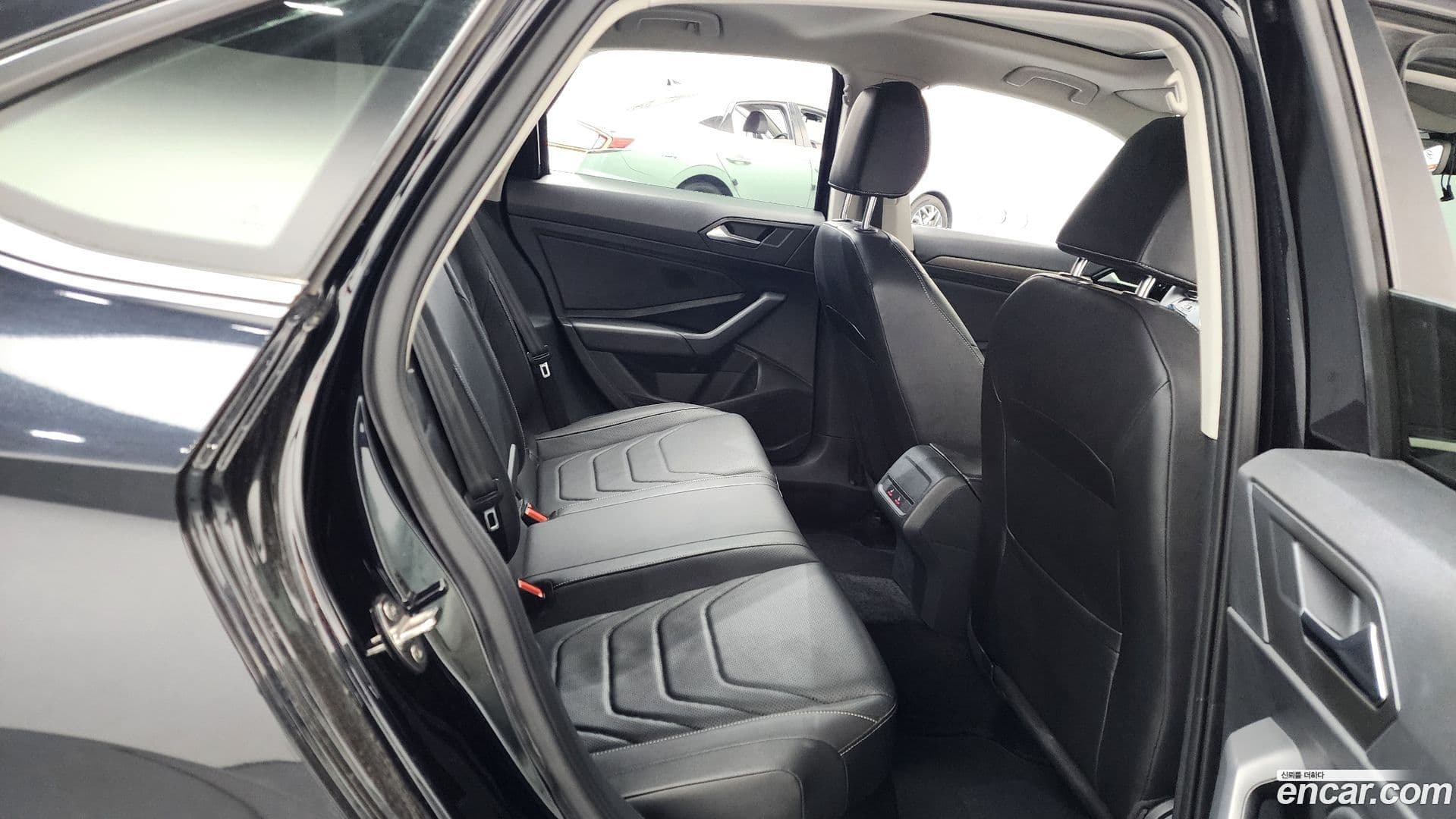 Main__Slider__Photo:Jetta Volkswagen 2020.10-32
