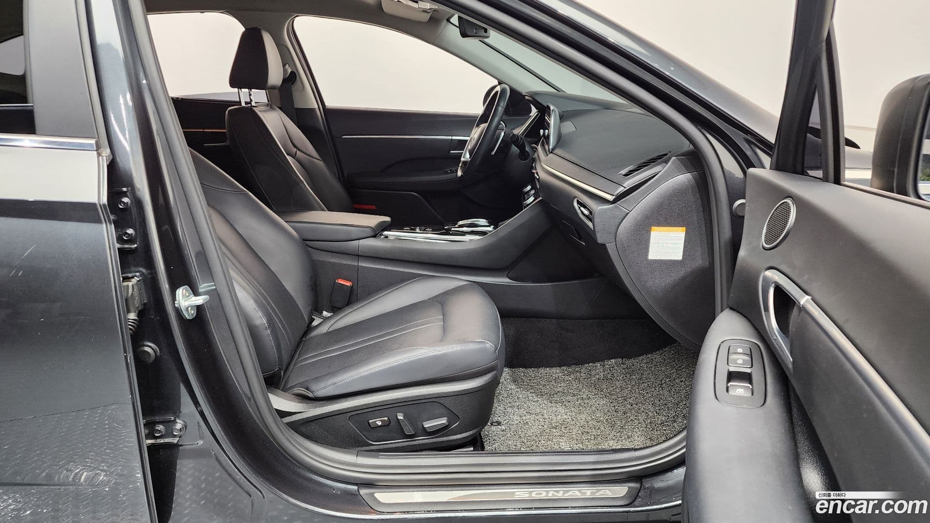 Main__Slider__Photo:Sonata Hyundai 2020.10-10