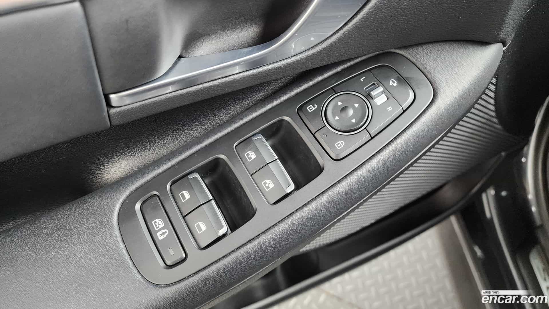 Sonata Hyundai 2020.10-OPTION-041