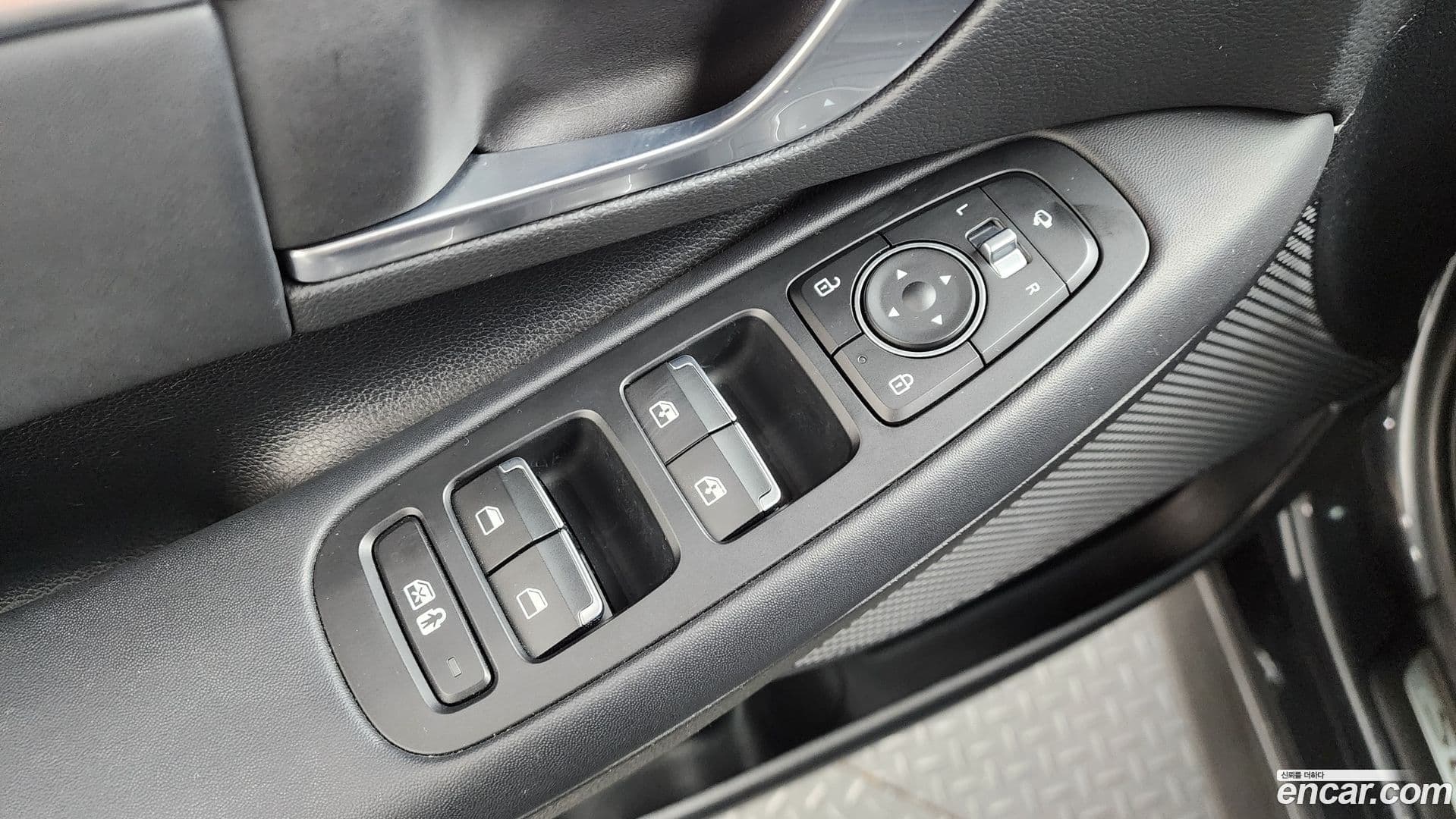 Main__Slider__Photo:Sonata Hyundai 2020.10-27