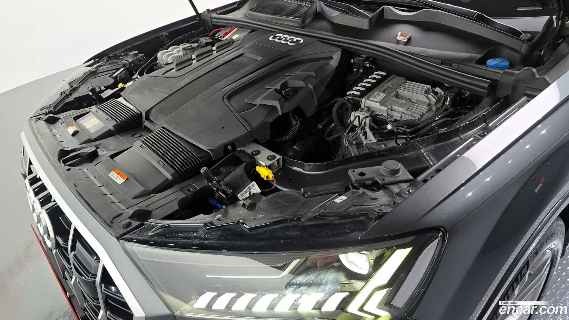 Q7 Audi 2021.10-OUTER-006