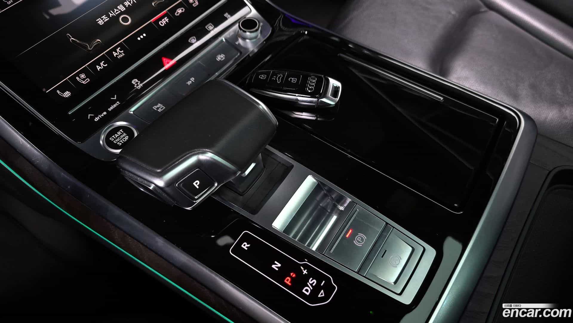 Q7 Audi 2021.10-INNER-009