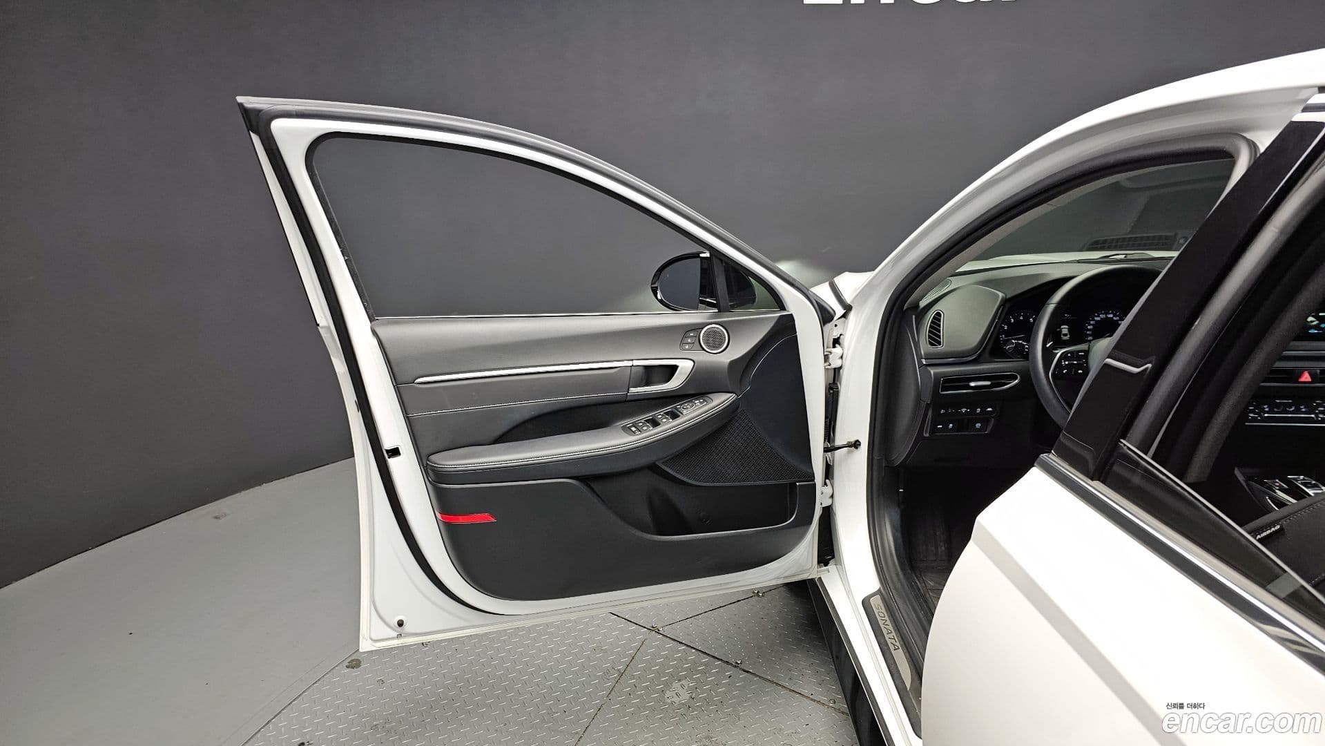 Main__Slider__Photo:Sonata Hyundai 2021.7-23