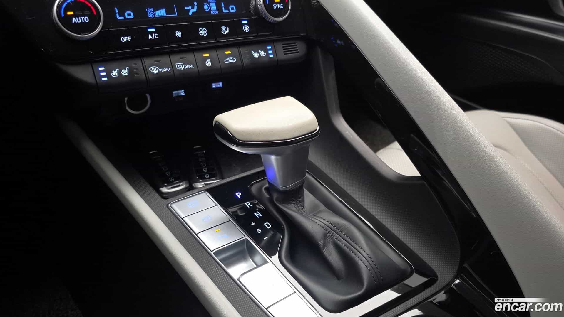 AVANTE Hyundai 2021.6-INNER-009