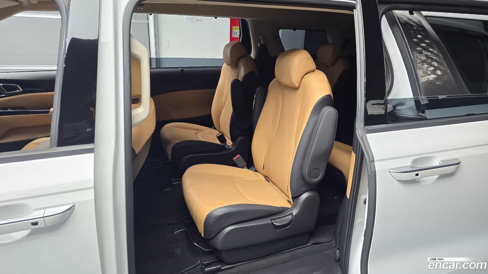 Canival Kia 2022.6-OPTION-015