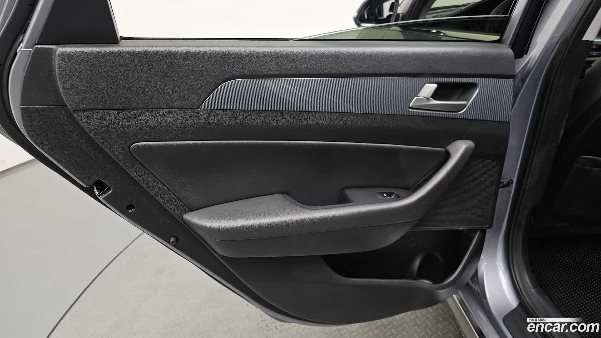 Sonata Hyundai 2017.0-INNER-035