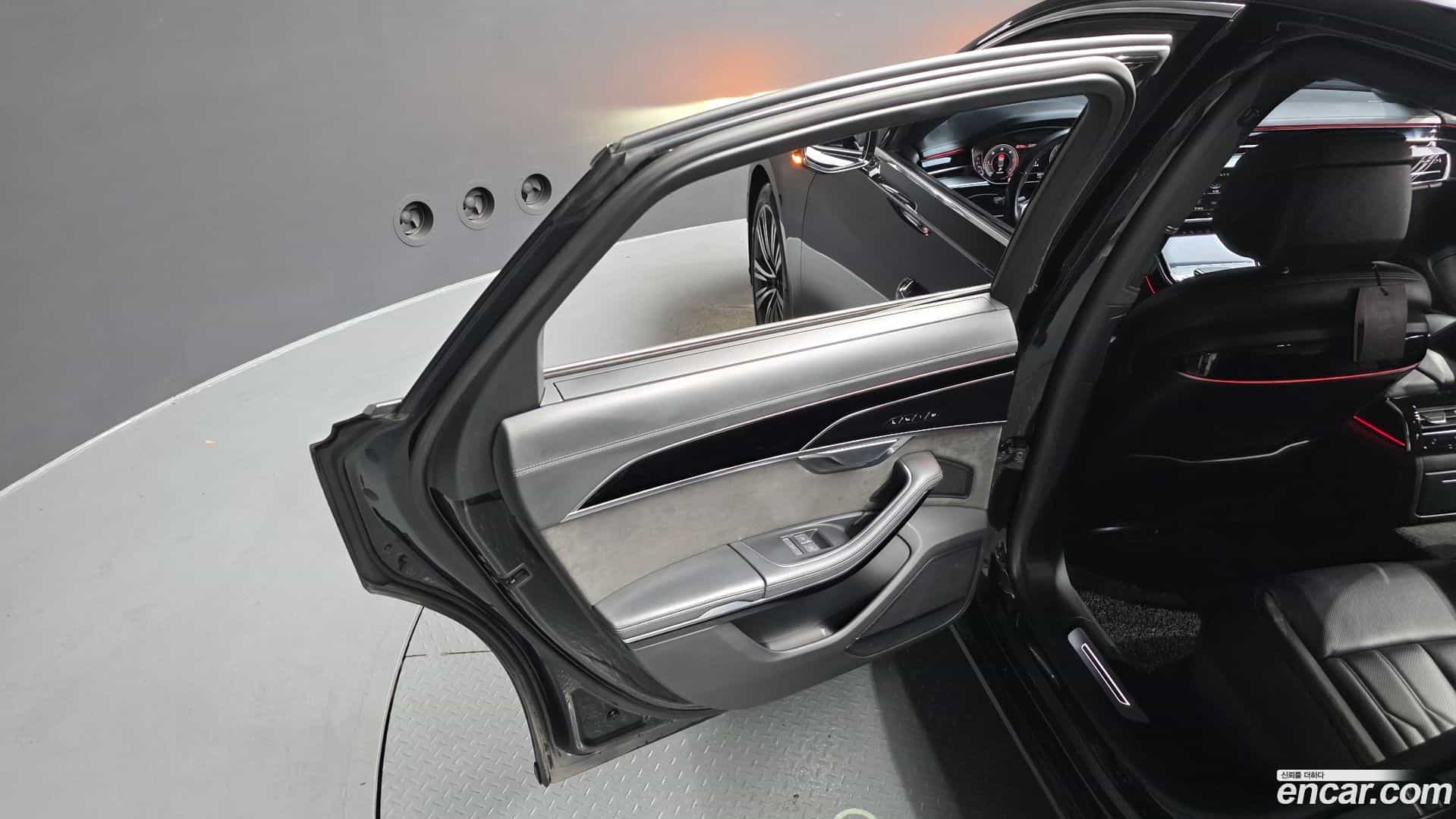 A8 Audi 2021.11-INNER-010