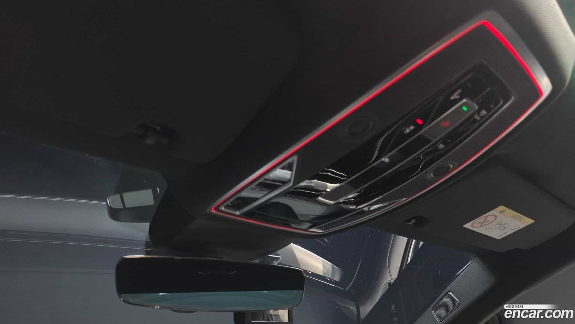 A8 Audi 2021.11-OPTION-041