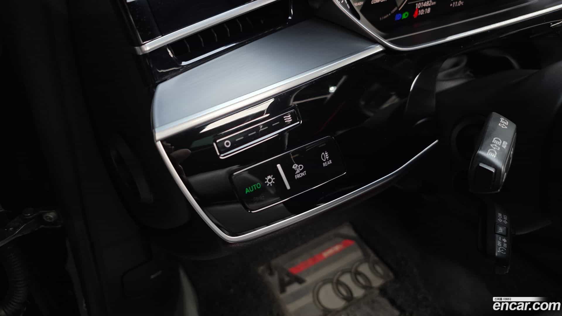 A8 Audi 2021.11-OPTION-042