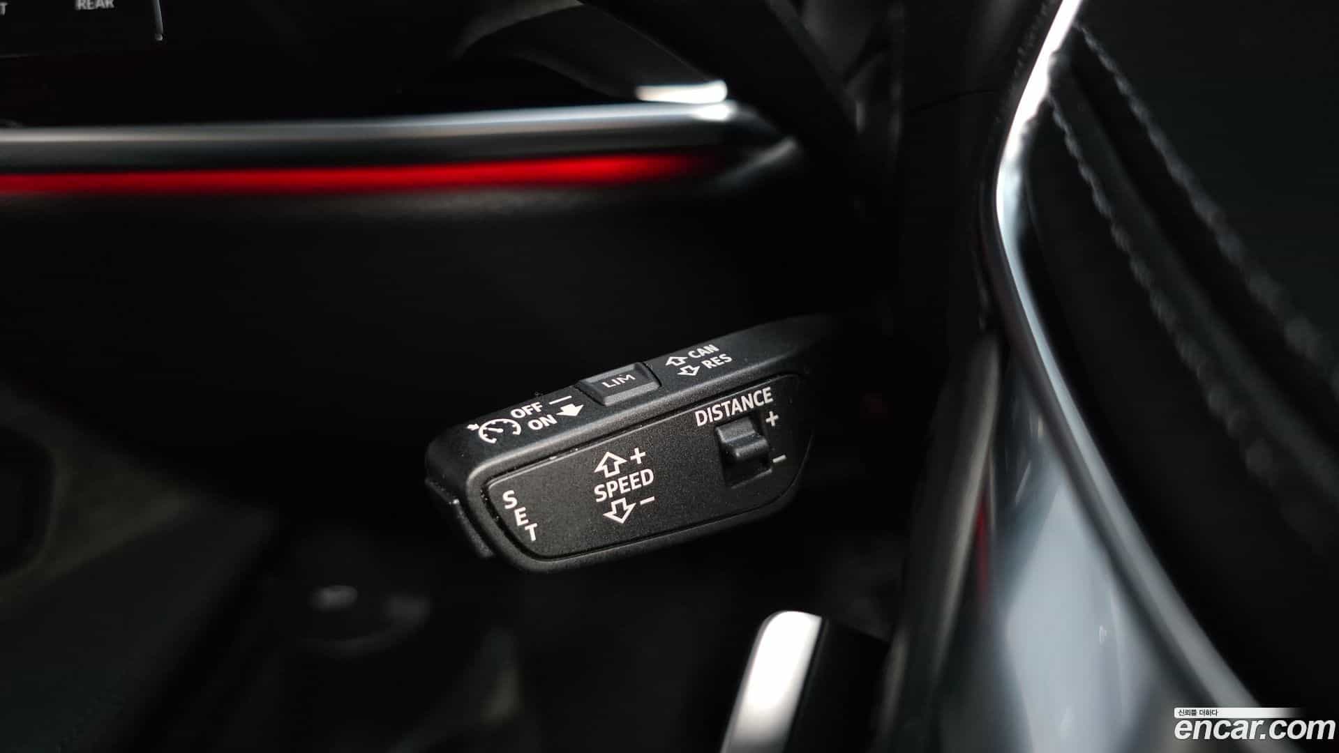 A8 Audi 2021.11-OPTION-043