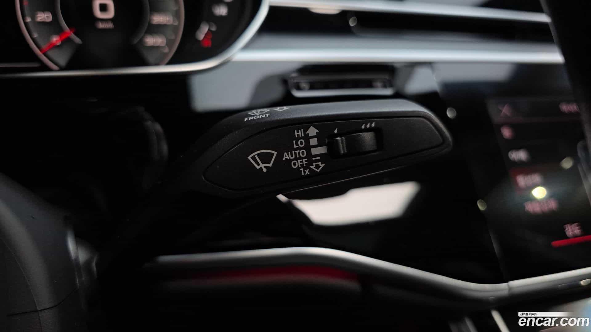 A8 Audi 2021.11-OPTION-051