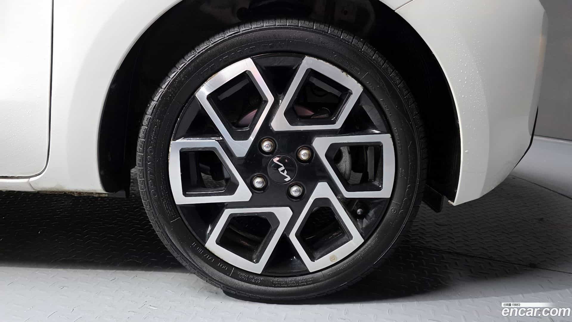 RAY Kia 2023.6-OUTER-031