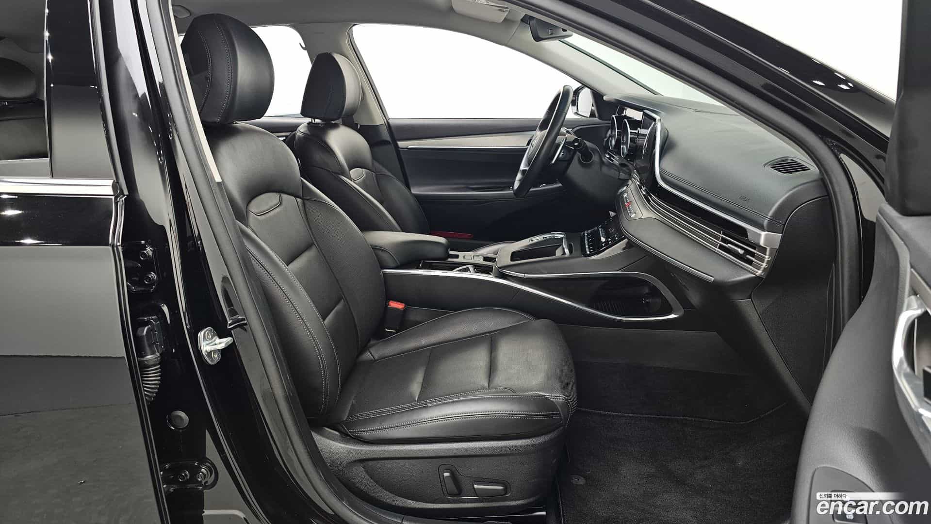 Grandeur Hyundai 2021.2-OPTION-015