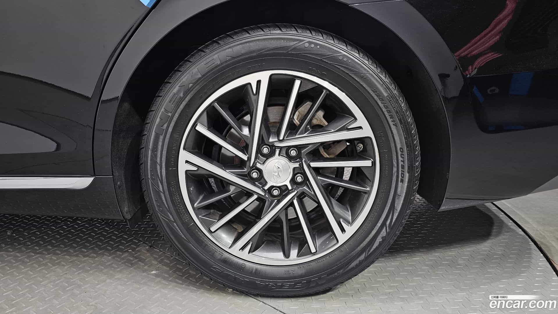 Grandeur Hyundai 2021.2-OUTER-031