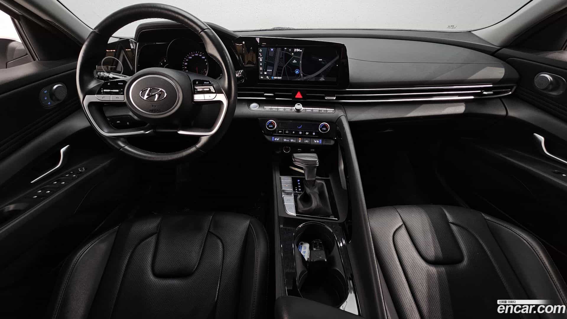 AVANTE Hyundai 2022.5-INNER-007