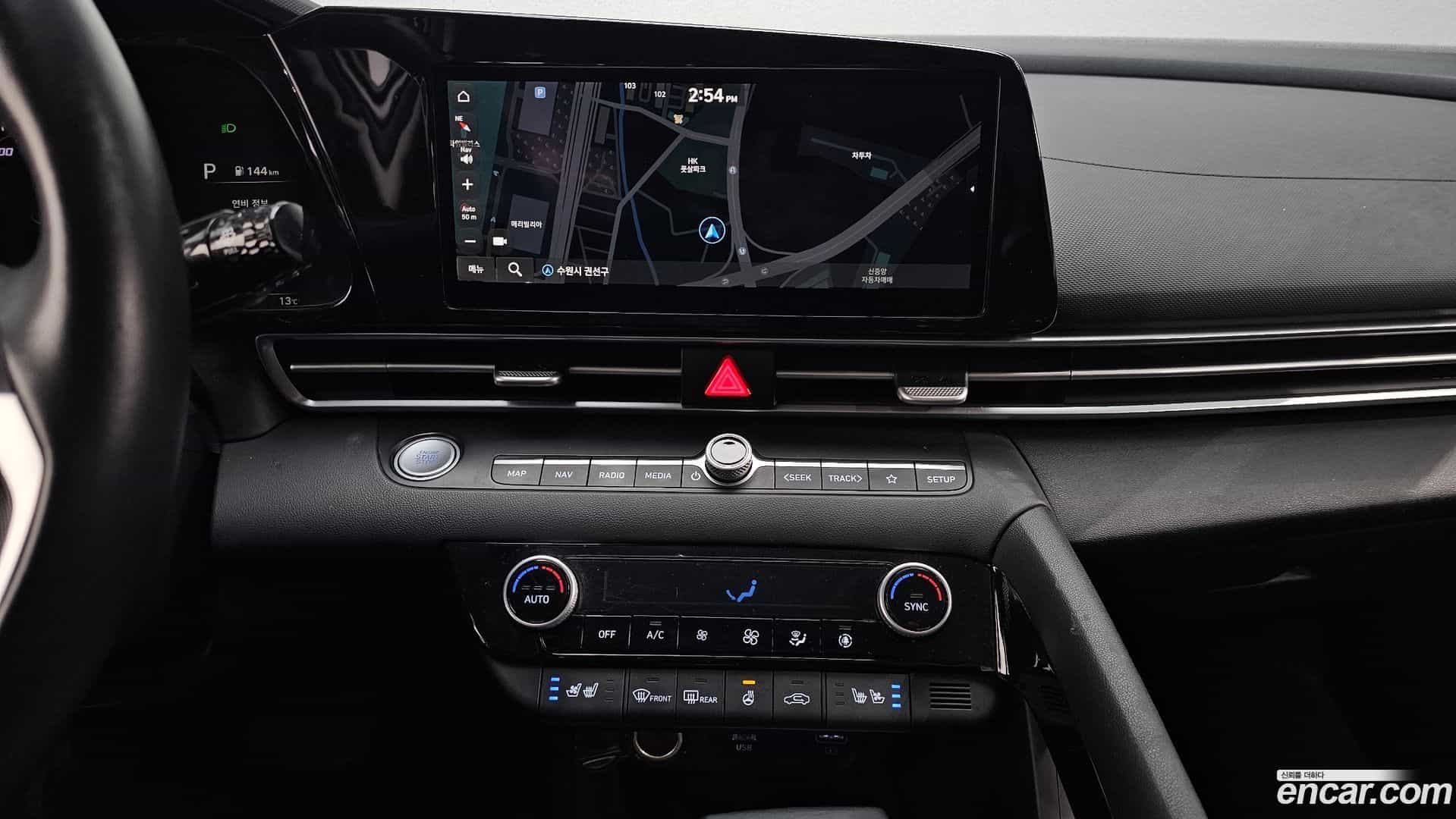 AVANTE Hyundai 2022.5-OPTION-018