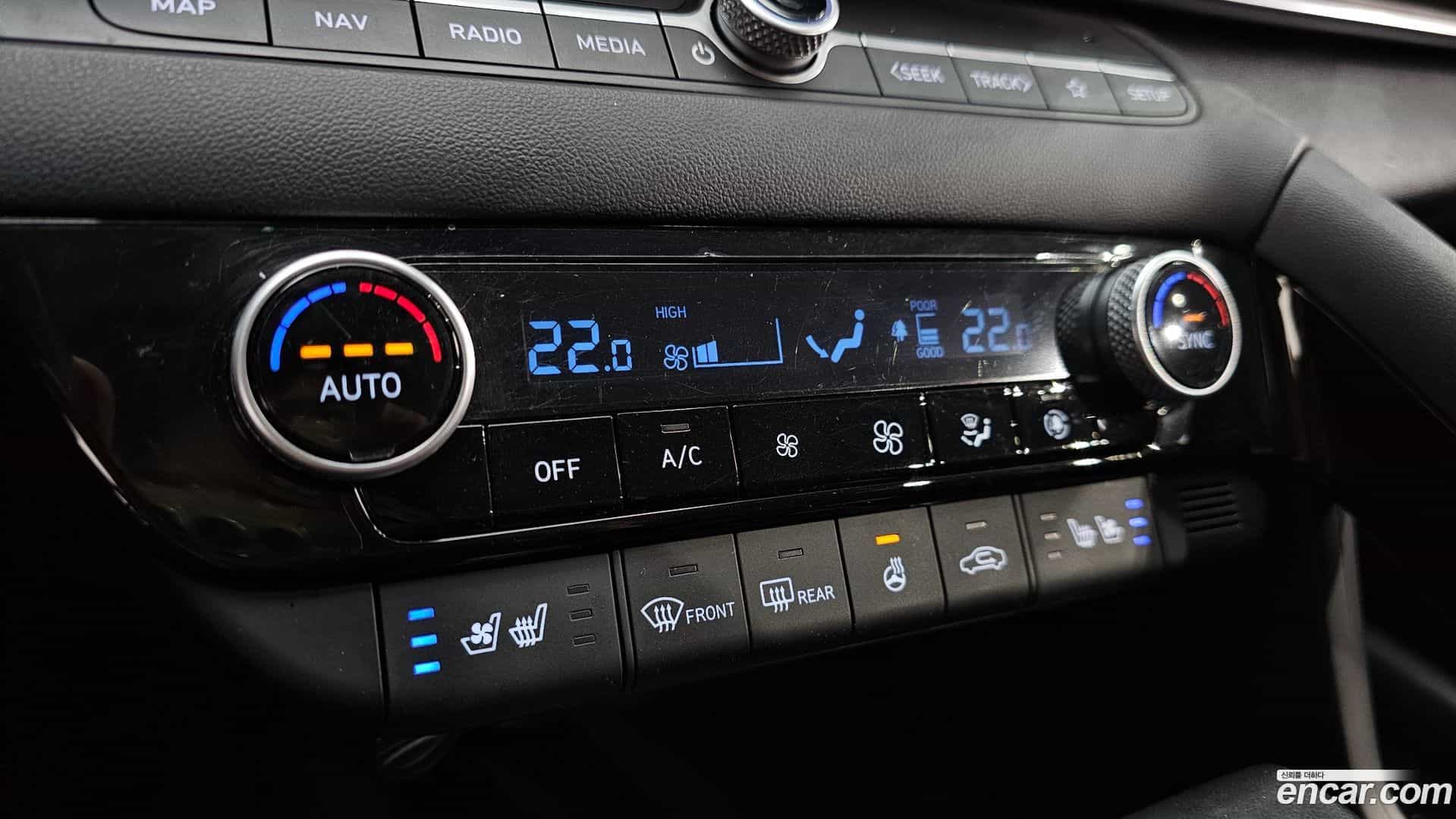 AVANTE Hyundai 2022.5-OPTION-023