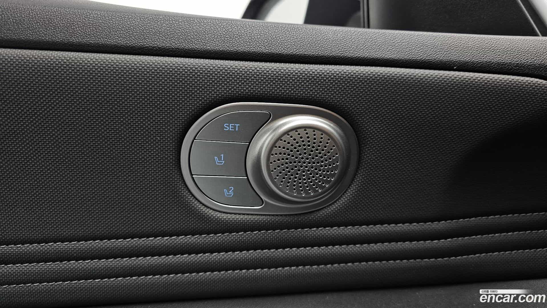 AVANTE Hyundai 2022.5-OPTION-024