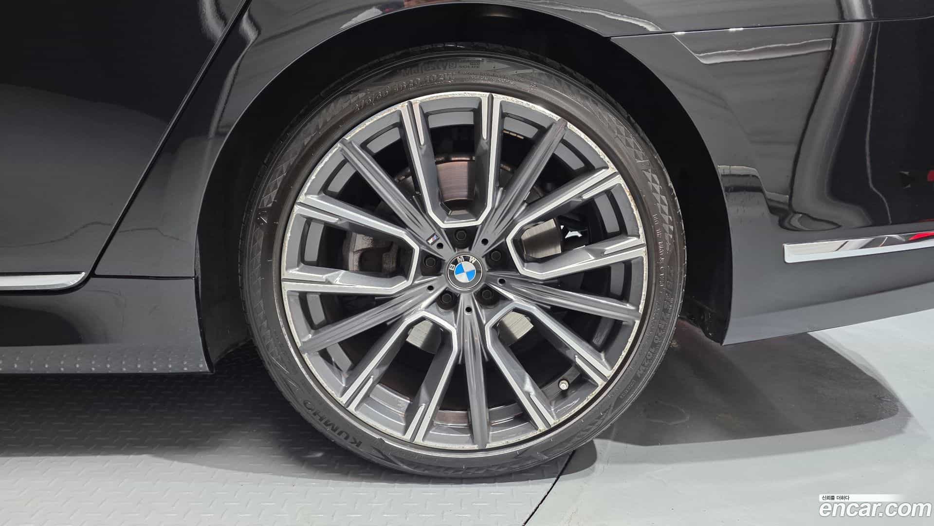 7-Series BMW 2020.10-OUTER-031