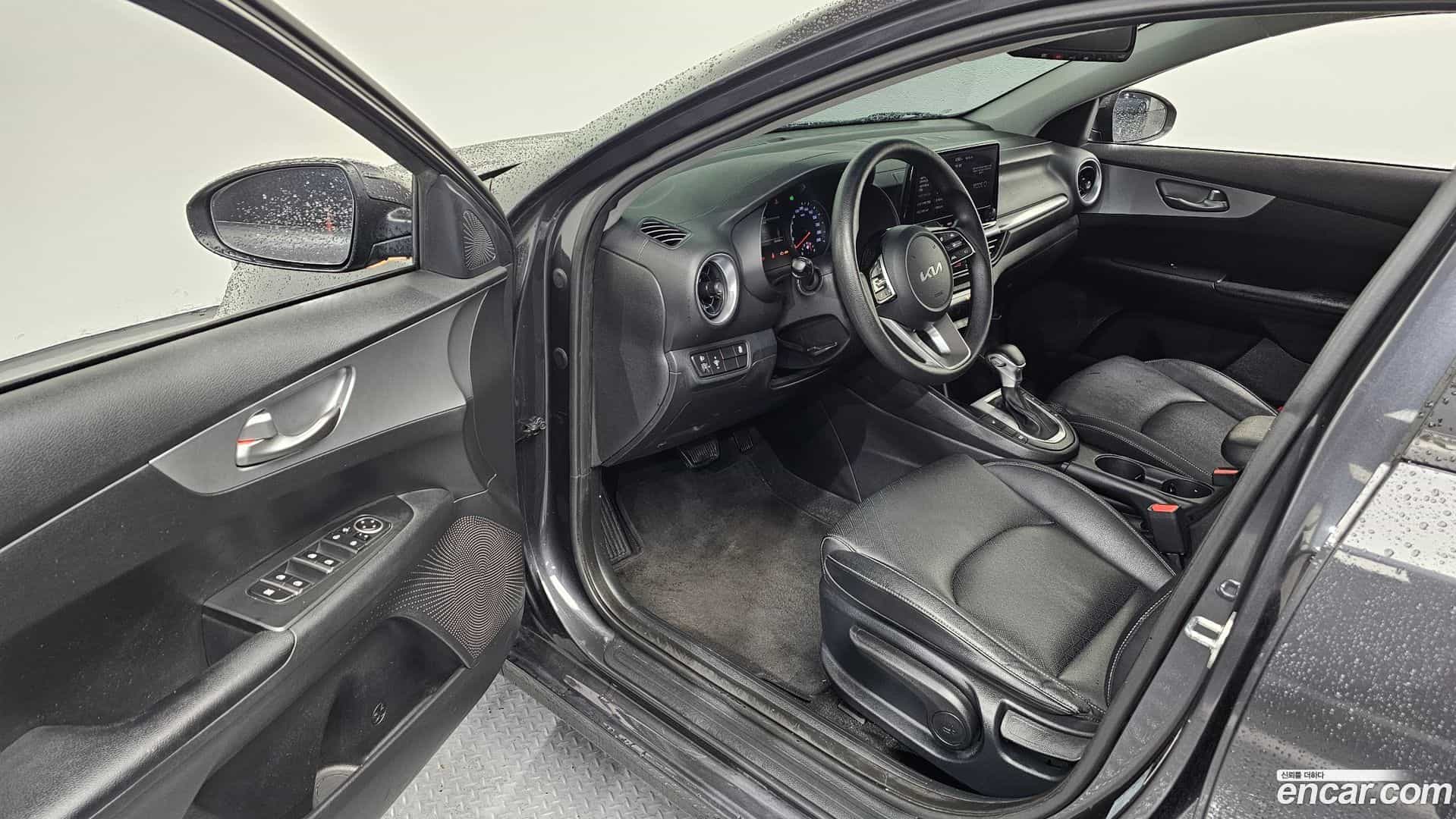 K3 Kia 2021.11-INNER-010