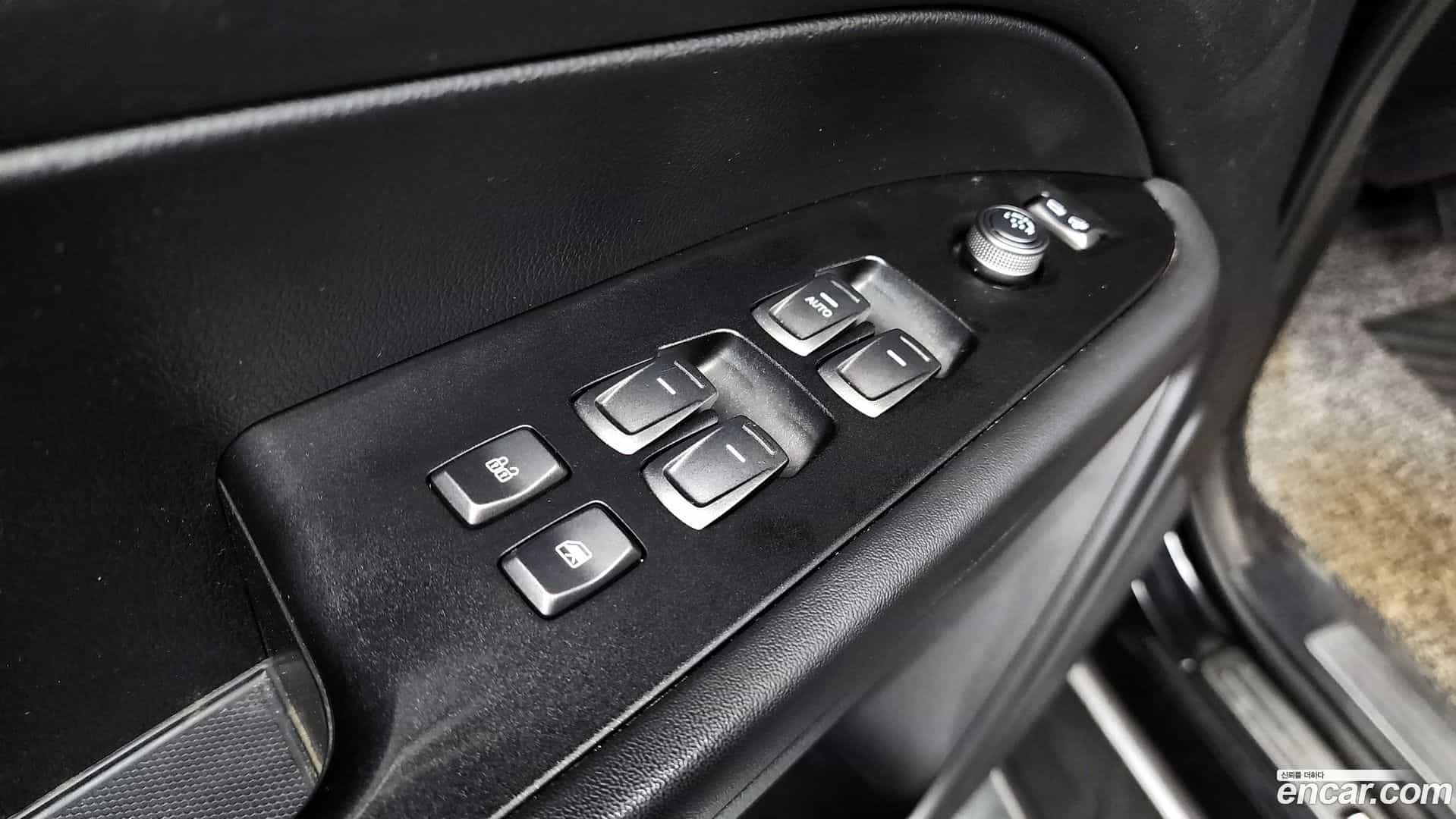 Rexton KG Mobility 2022.3-OPTION-041