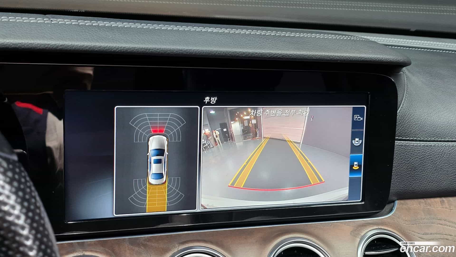 E-Class Mercedes-Benz 2016.9-OPTION-019