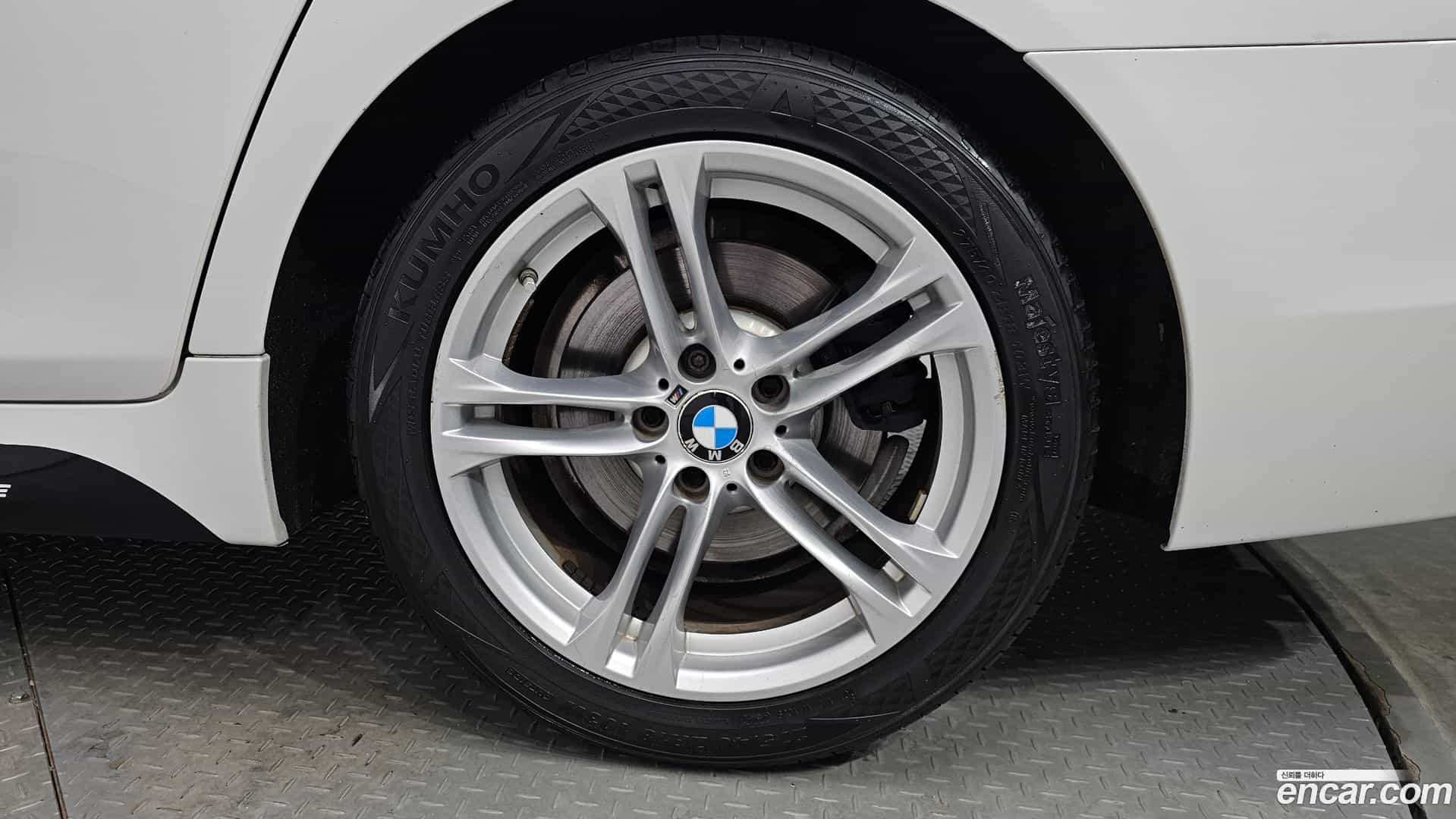 5-Series BMW 2016.4-OUTER-031