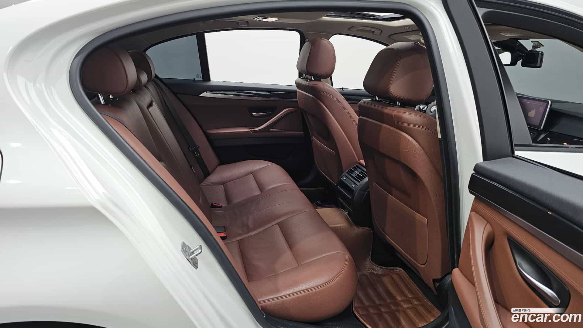 5-Series BMW 2016.4-INNER-036
