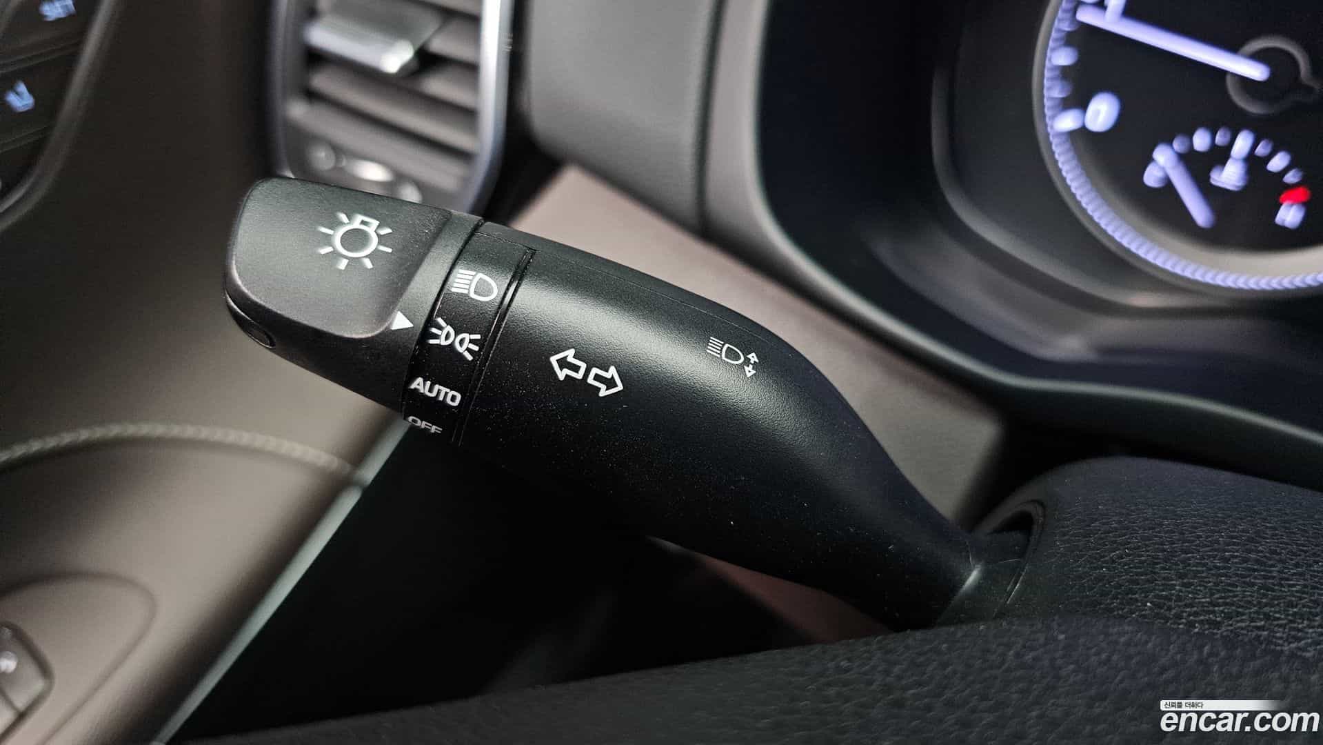 Grandeur Hyundai 2017.2-OPTION-047