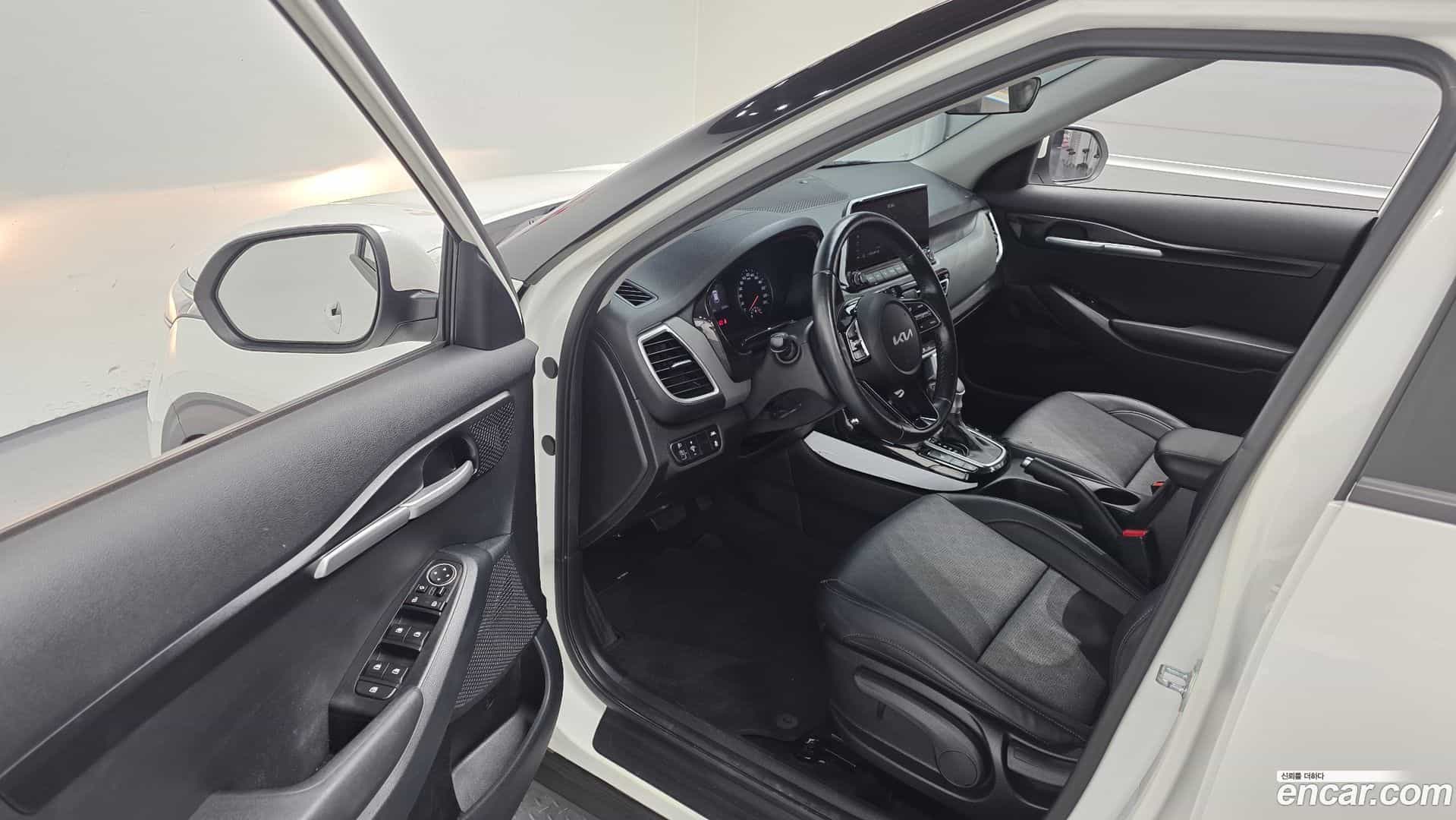 Seltos Kia 2022.2-INNER-010