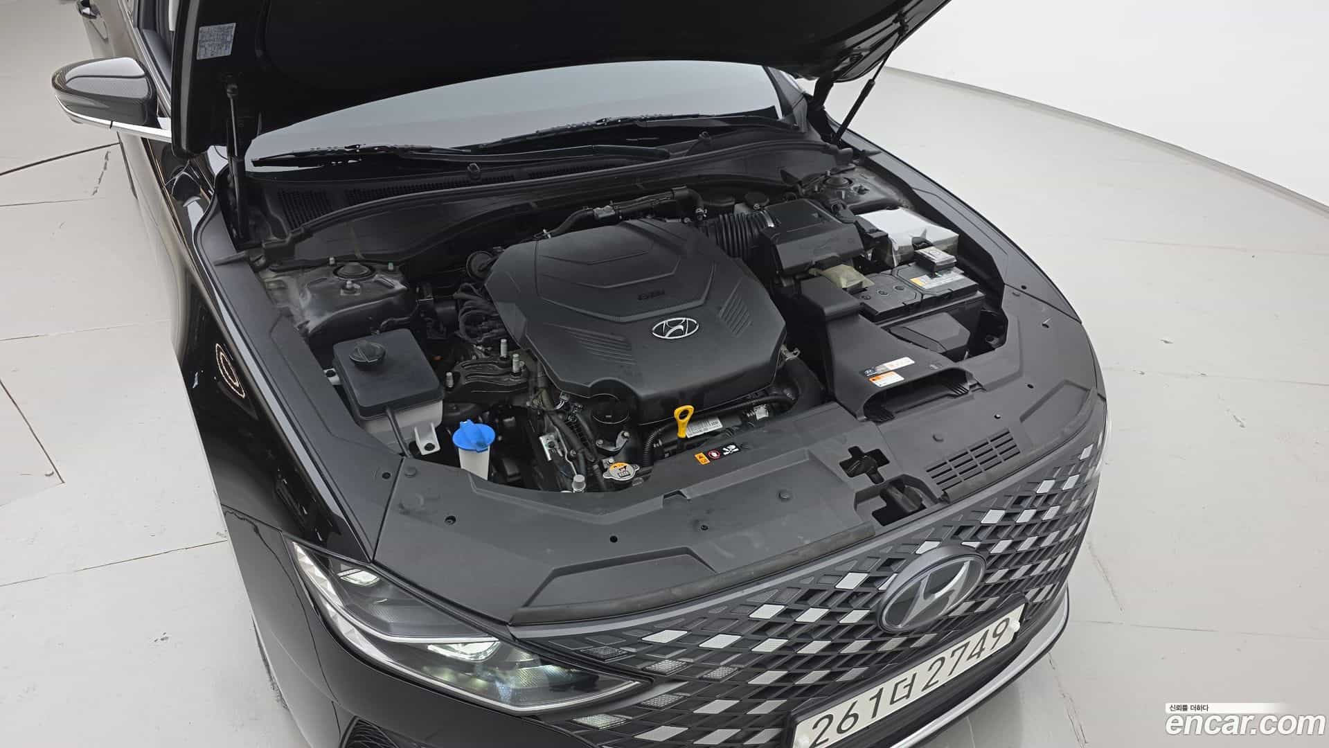 Grandeur Hyundai 2022.3-OUTER-006