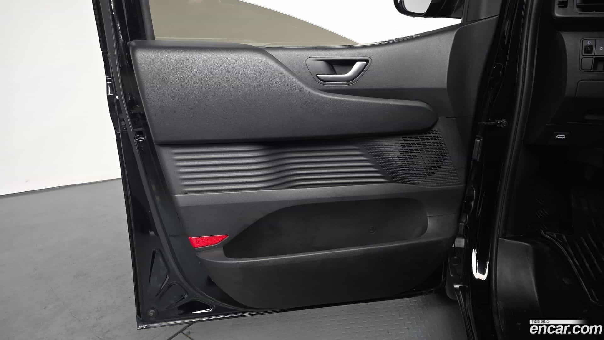 Staria Hyundai 2022.7-INNER-034