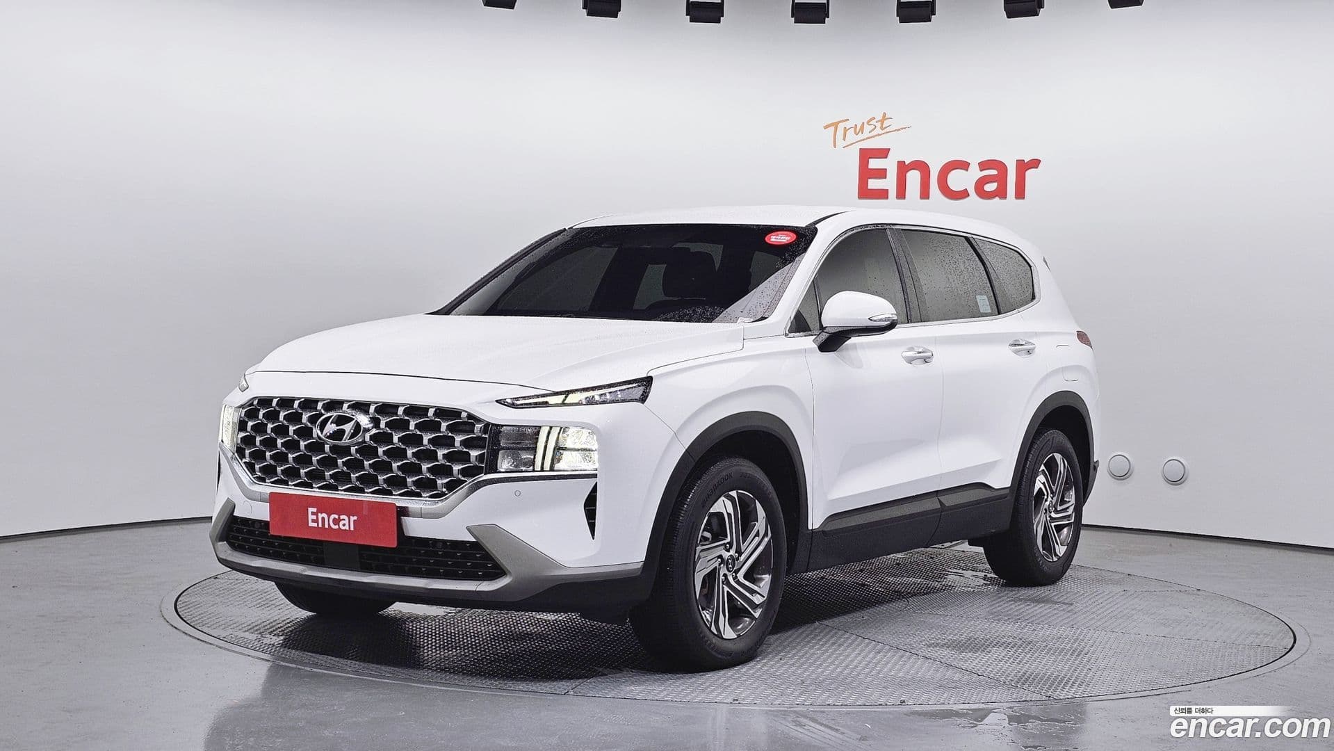 Main__Slider__Photo:Santafe Hyundai 2021.8-0