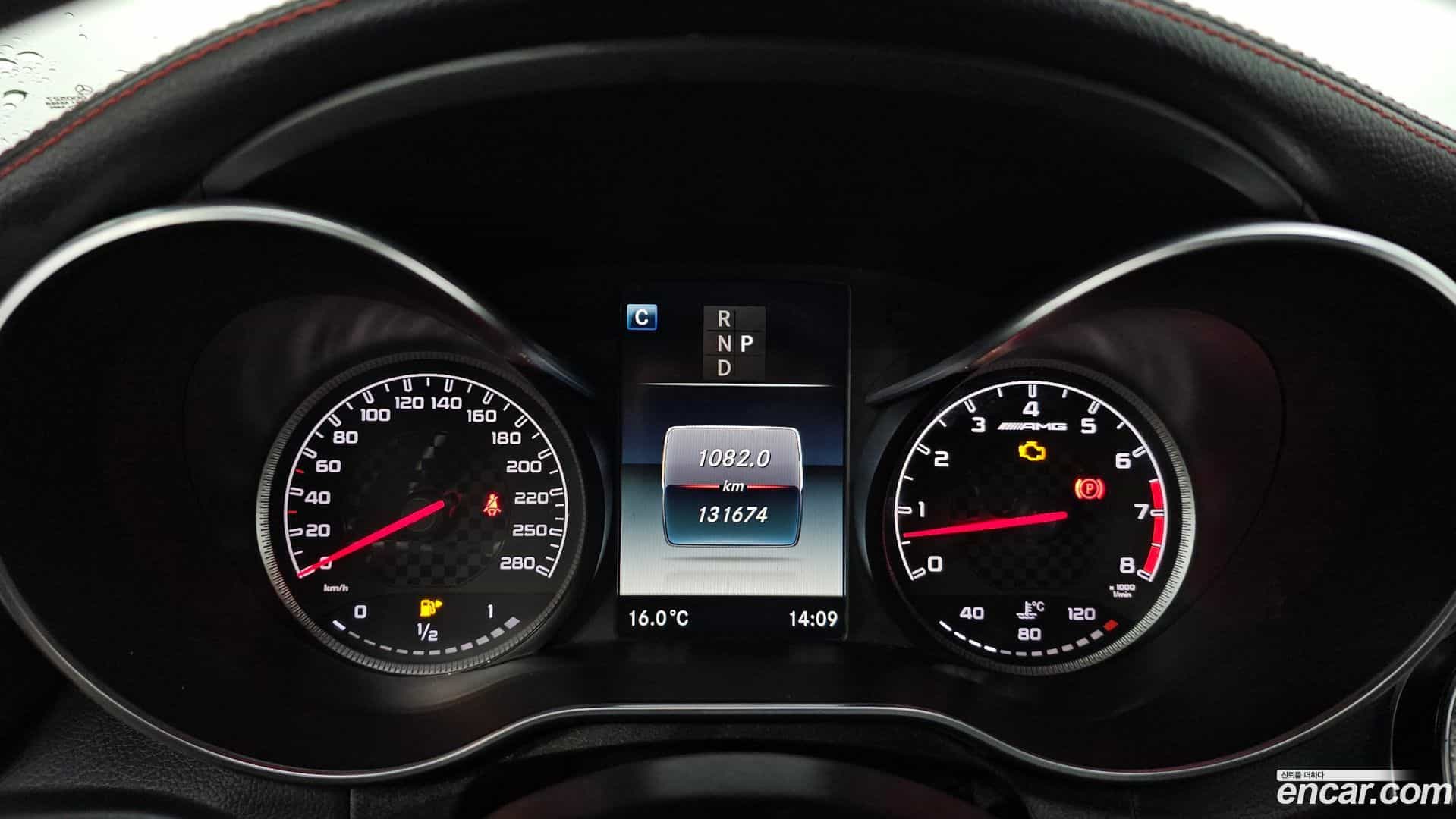 C-Class Mercedes-Benz 2017.11-INNER-008